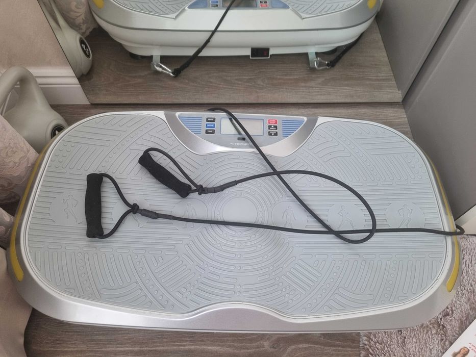 Уред за вибромасаж 3D Techfit, 2 мотора, MP3, bluetooth
