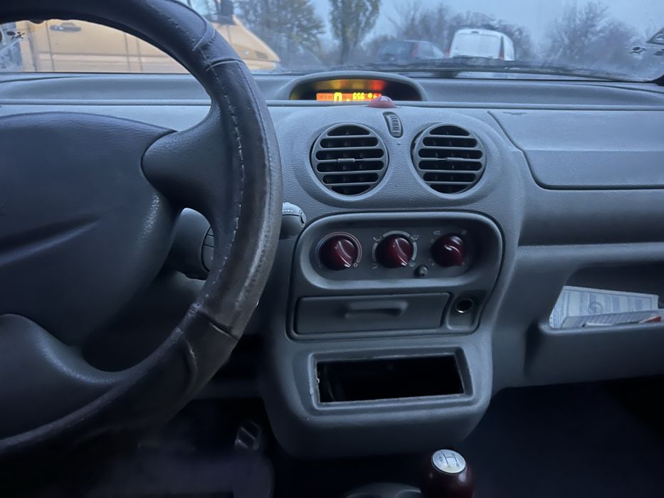 Renault Twingo Hidramat