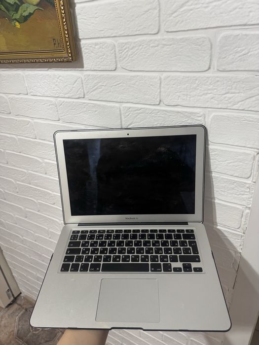 Macbook Air 3,2 2ГБ 1067 MHz DDR3