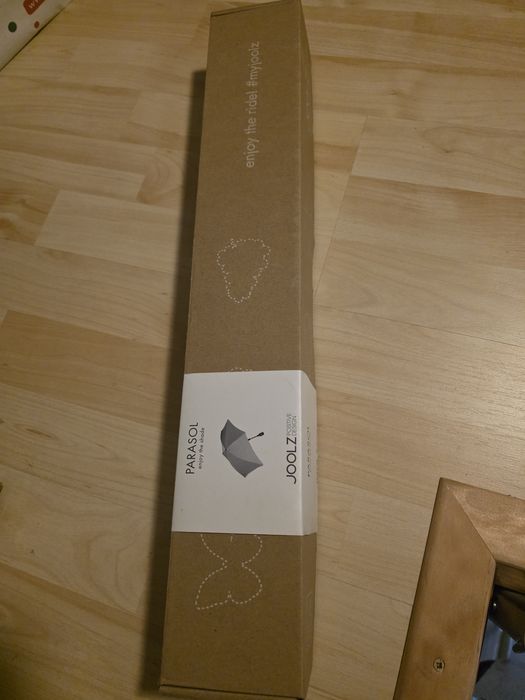 Umbrela pentru caruciorul Joolz - GRI
Umbrelă pentru cărucior Joolz