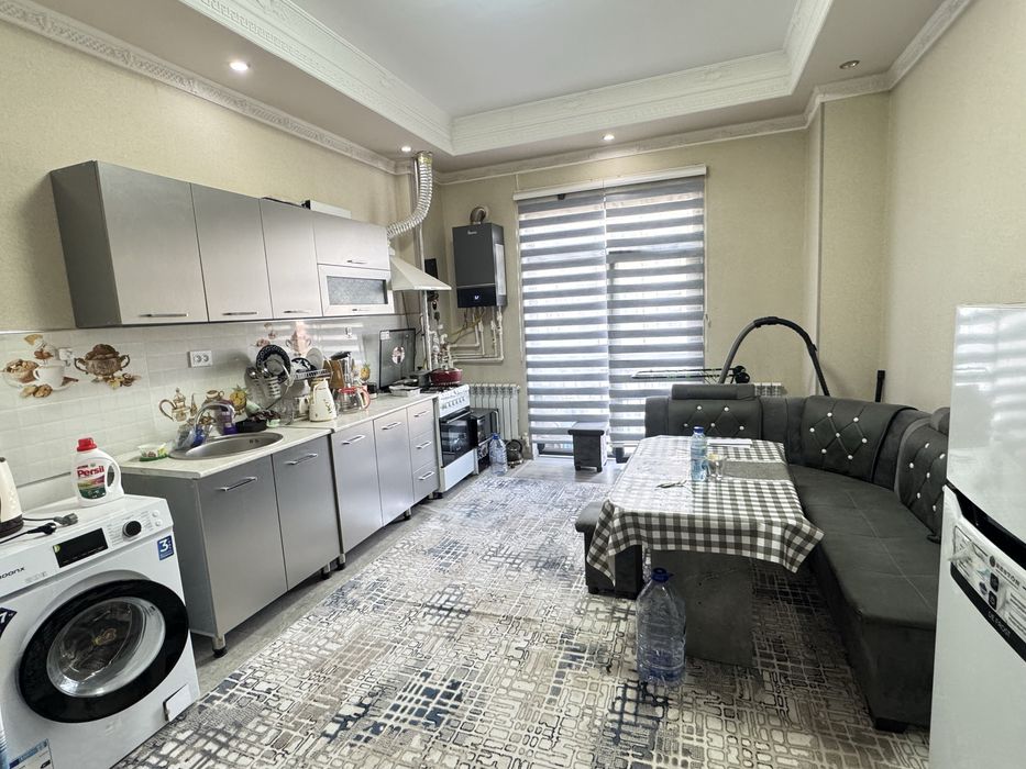 Эко Базар-Улица Темура Малика 1^2 Комнатная ПРОДАЕТСЯ