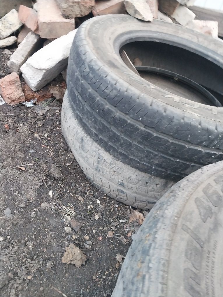 Шины на газель продам