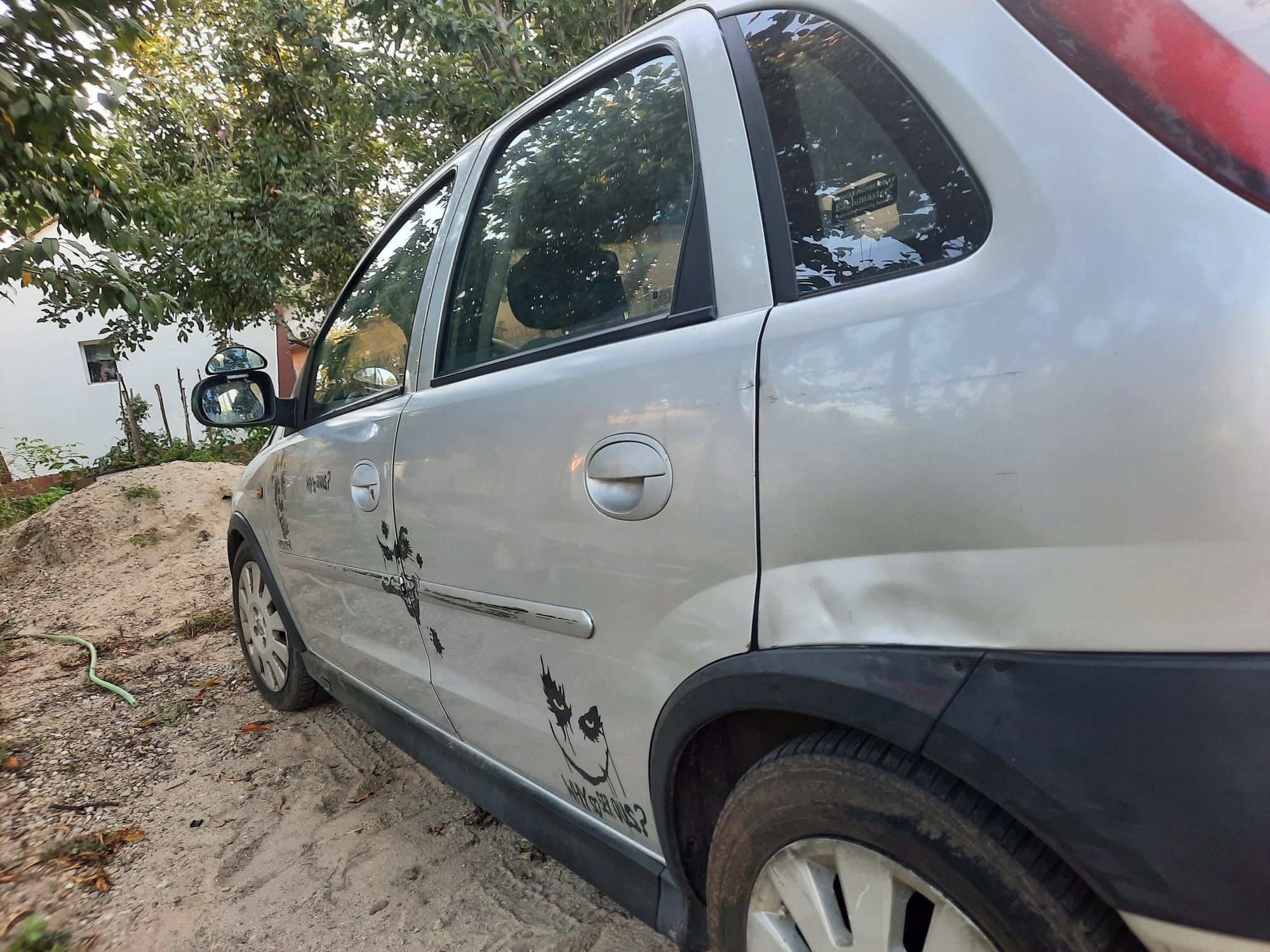 Vând Opel  CORSA C 1.2 benzină