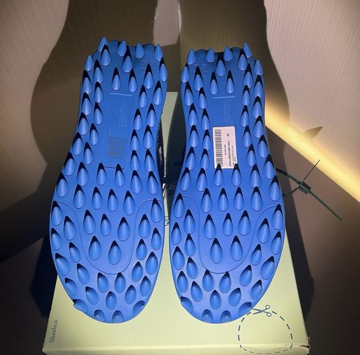 Adidasi off white odsy 1000