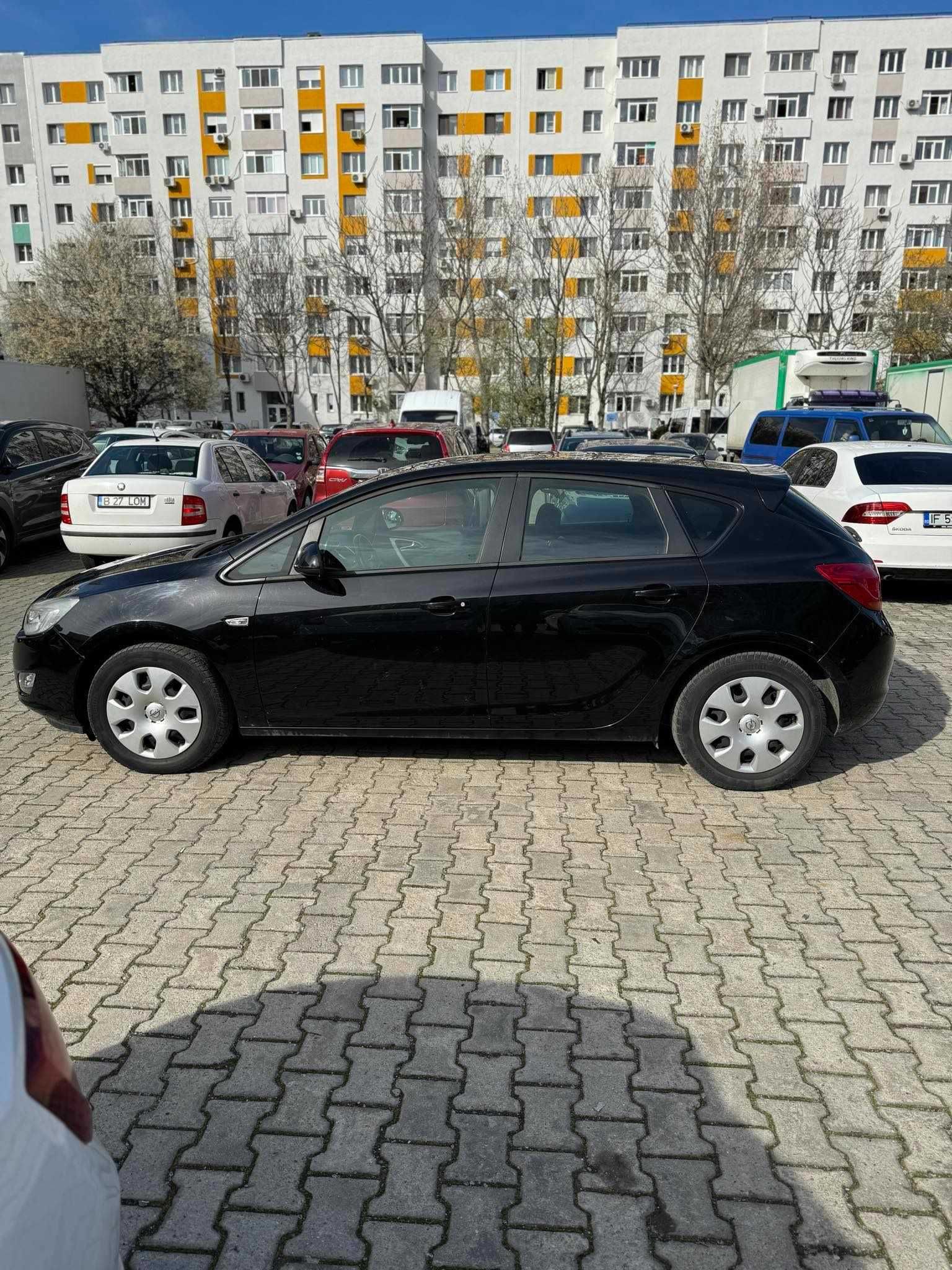 Opel astra j 2011