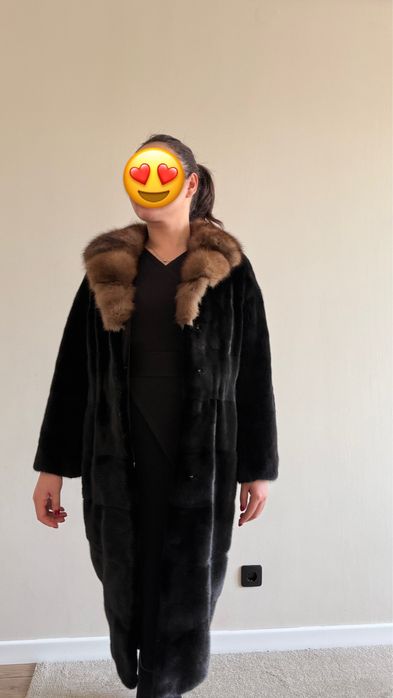 Норковая шуба с роскошным воротником из соболя
