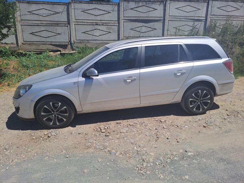 Opel astra h 1.9 diesel 2007  800euro