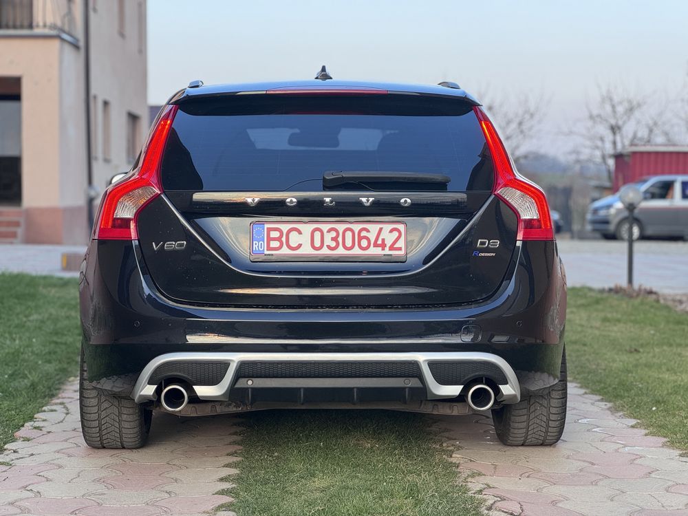 VOLVO V60 R-DESIGN 2.0 Diesel 163 cp Motor in 5 pistoane