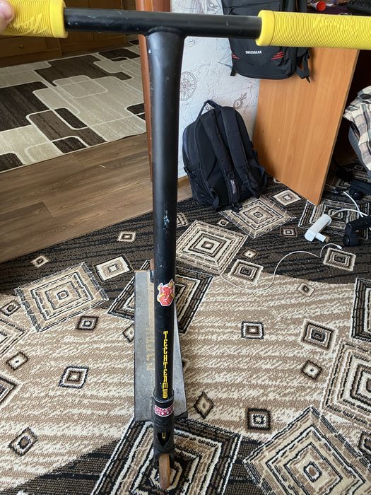 Продам трюковой самокат  teac team freak