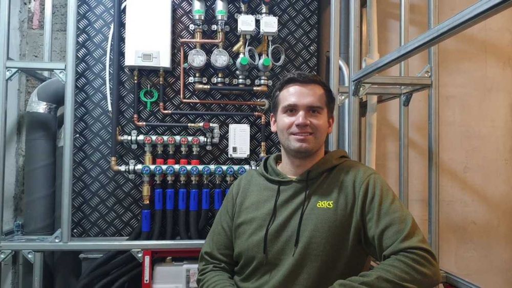 Сантехник. Услуги сантехника. Замена труб. Устранение засоров.