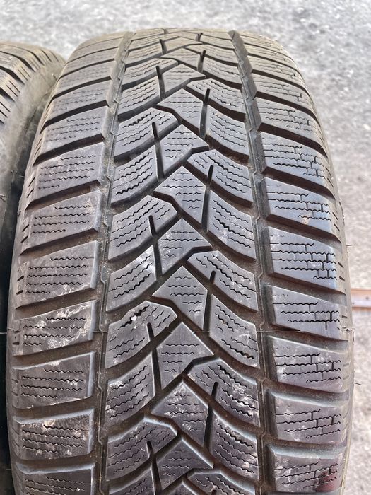 2 броя Зимни Гуми 215/60/16 DUNLOP WinterSport 5