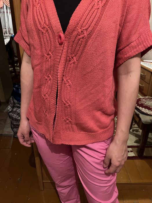 Продам все вещи за 3000 тенге