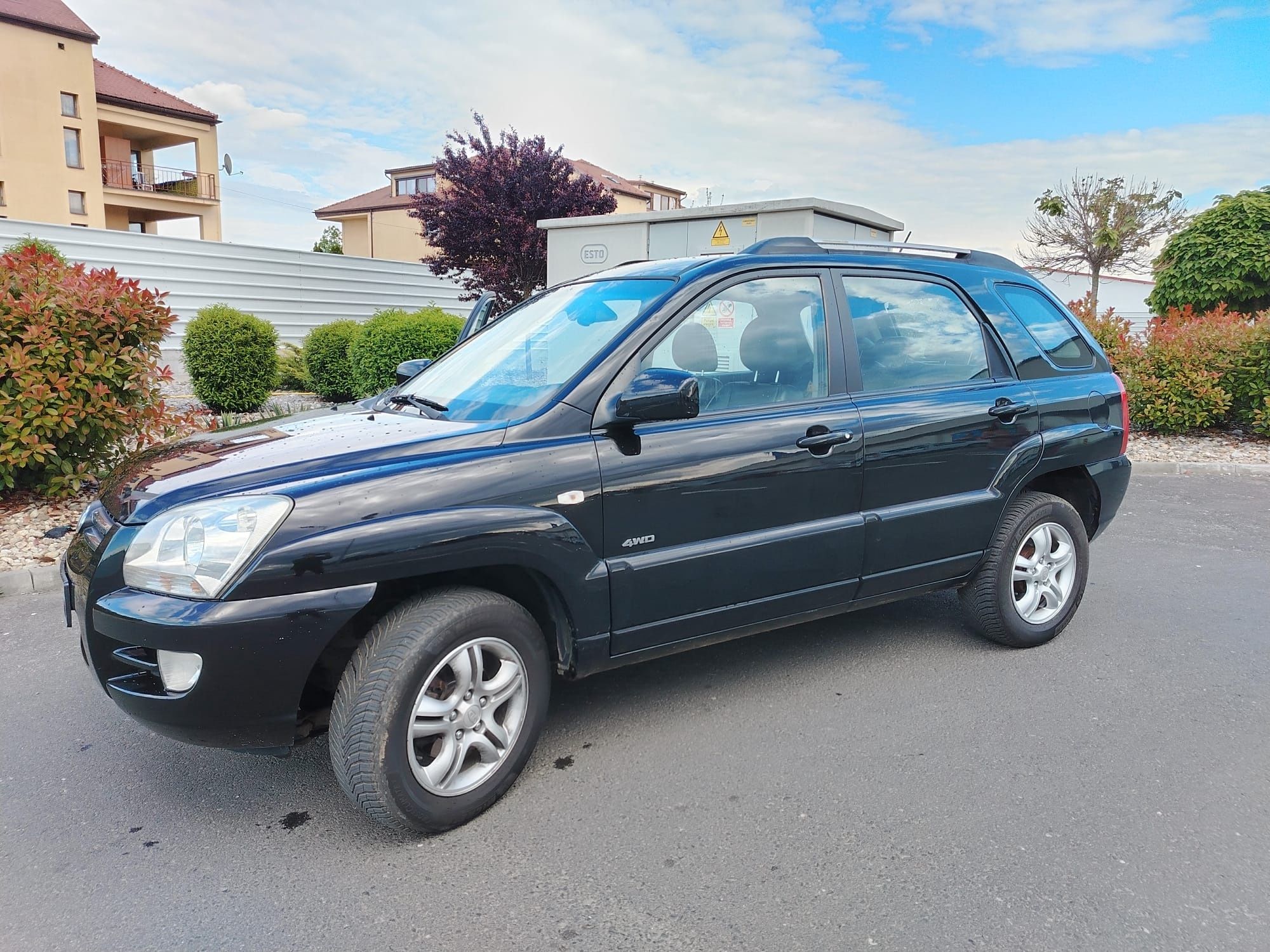 Vând Kia Sportage 4x4