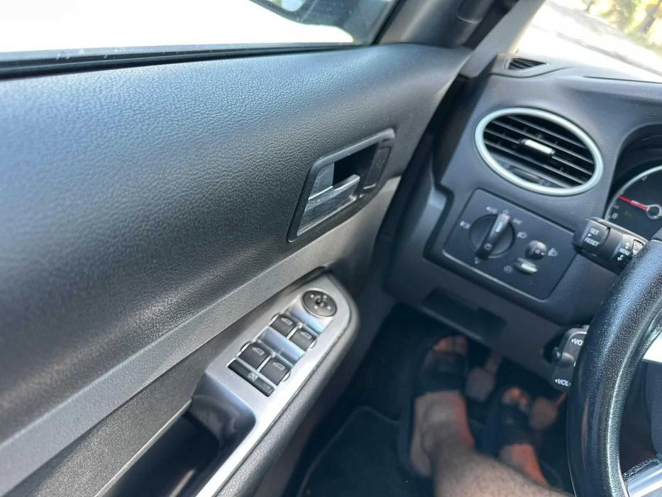 Ford Focus 2 2010