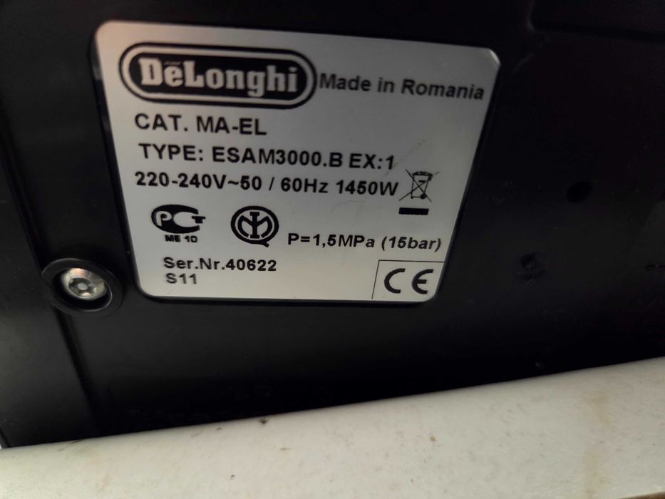 Espressor Automat DeLonghi Magnifica ESAM3000.B Aparat cu Cafea Boabe