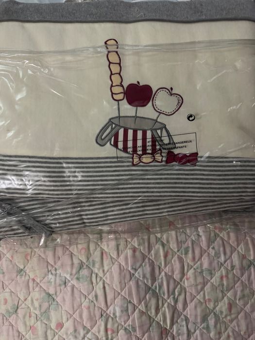 Продам бортик на кроватку