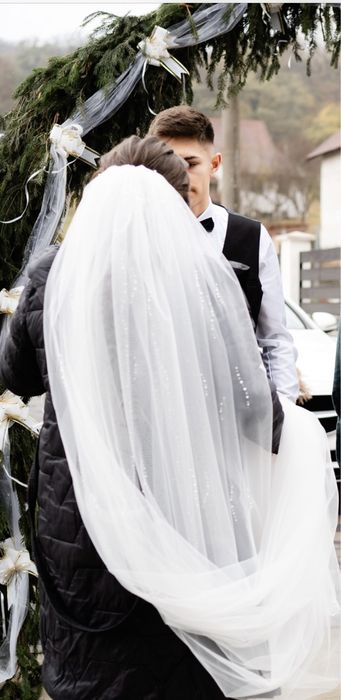 Rochie de mireasa, tafta