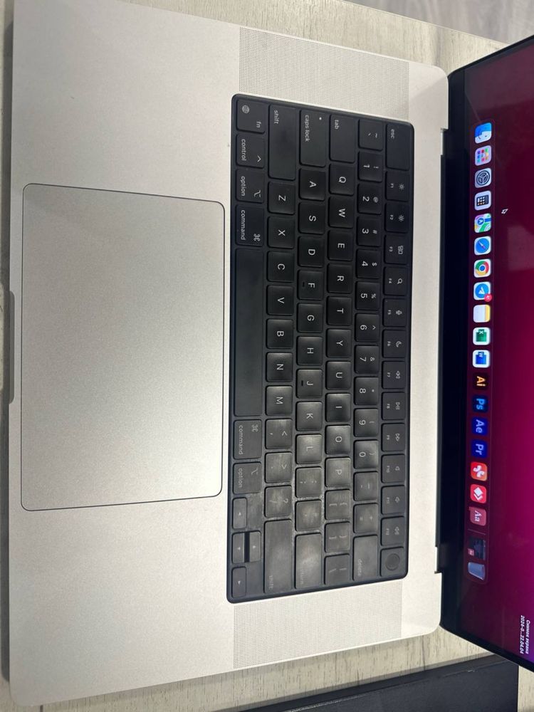 Macbook Pro. M1 Pro sotiladi