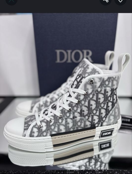 Vand dior b23 noi