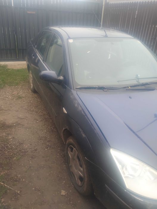 Vând Ford focus an 2002