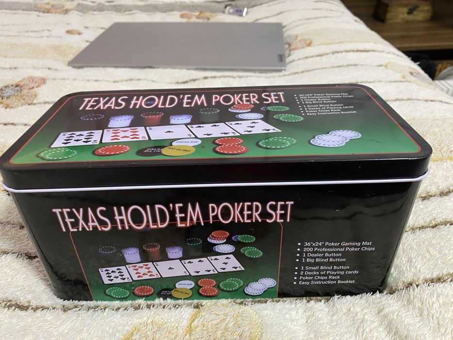 Texas hold’em poker set