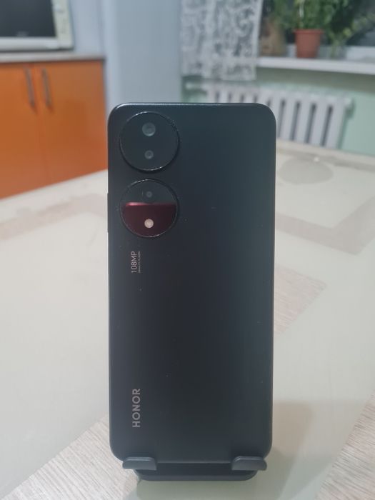 Honor x7b 8/128 в идеальном состоянии