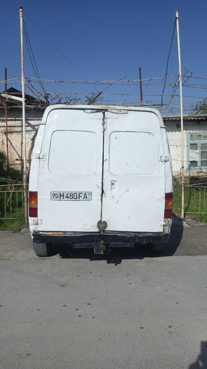 sotiladi FORD TRANSIT 1992-yil