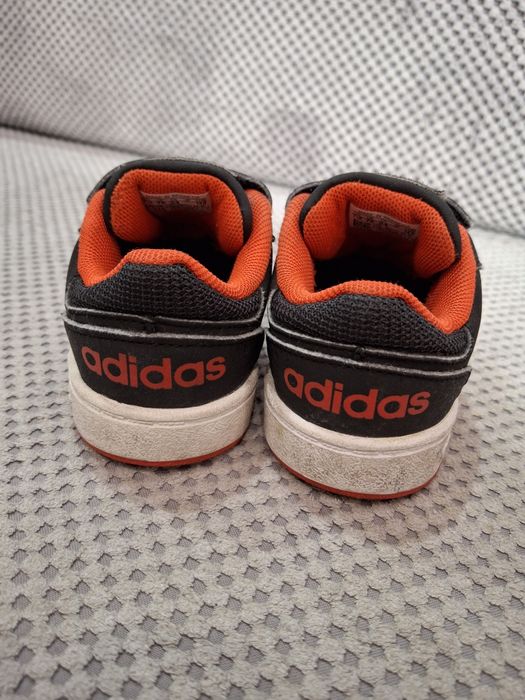 Детски обувки Adidas, 24 номер