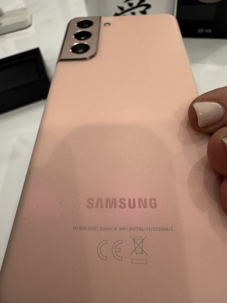 Samsung  Galaxy S21 5G dual sim 8 GB перфекрен