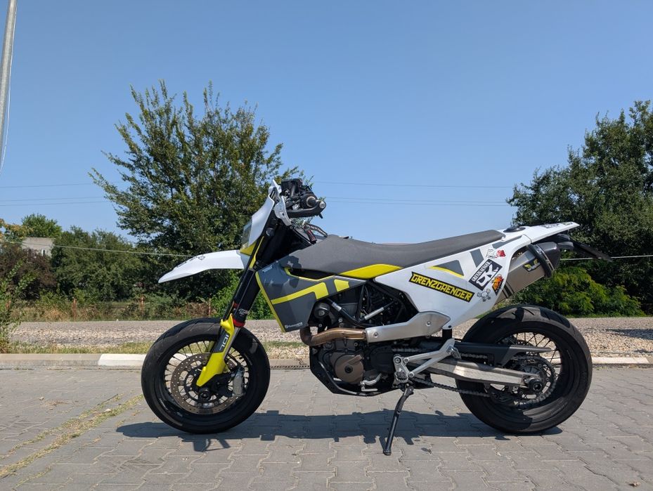 Husqvarna 701 SM 2022 Supermoto