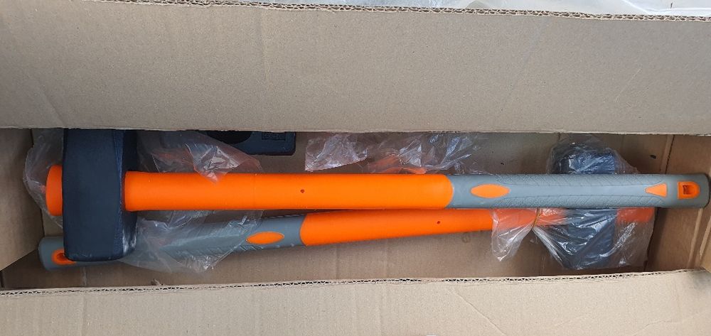 Кувалда с длинной ручкой