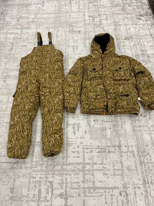Продам новый демисезонный комбинезон 48 размера для охоты и рыбалки.