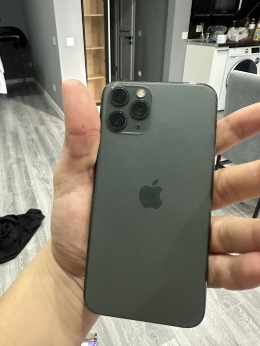 Iphone 11 pro продам