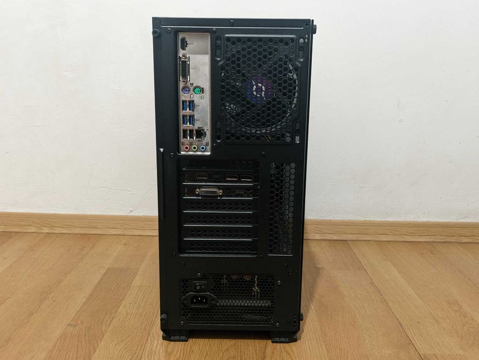 PC Gaming RX580 8GB, Ryzen 5 4500, 16 GB RAM, SSD 500GB - Vand/Schimb