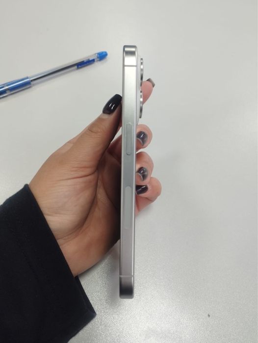 iPhone 15 pro 256