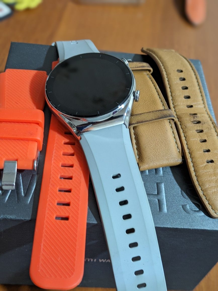 Продам часы Xiaomi watch s1