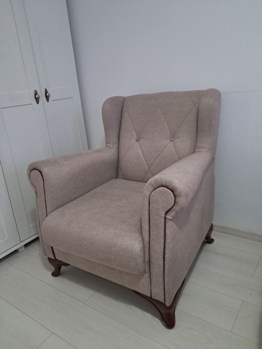 Canapea si fotoliu noi