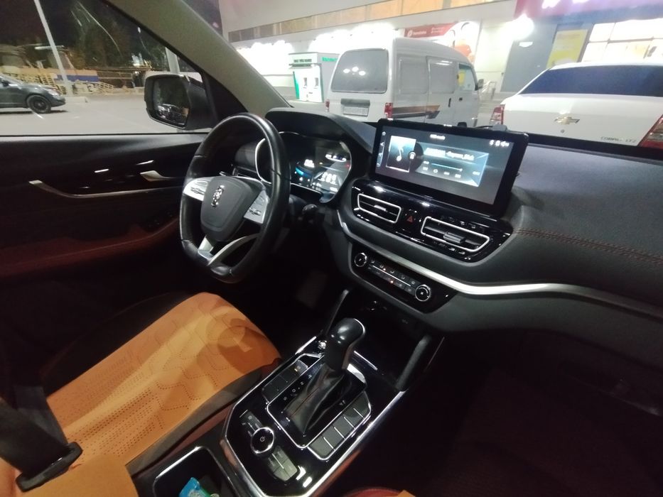 Bestune t33 Redline 2023 yil