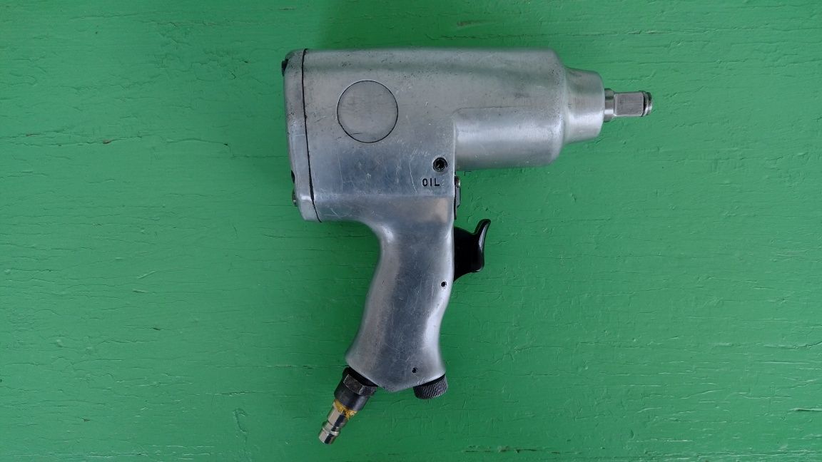 Pistol pneumatic prezoane roti