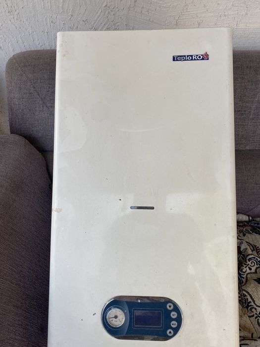 Продам газовый котел TeploRoss