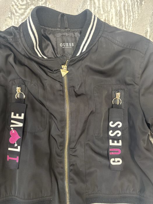 Дамско яке guess
