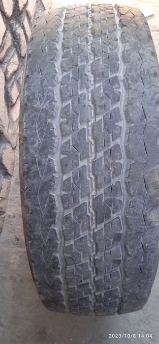 БУСОВИ ГУМИ 215/70/15с 4 броя 75лв.брой