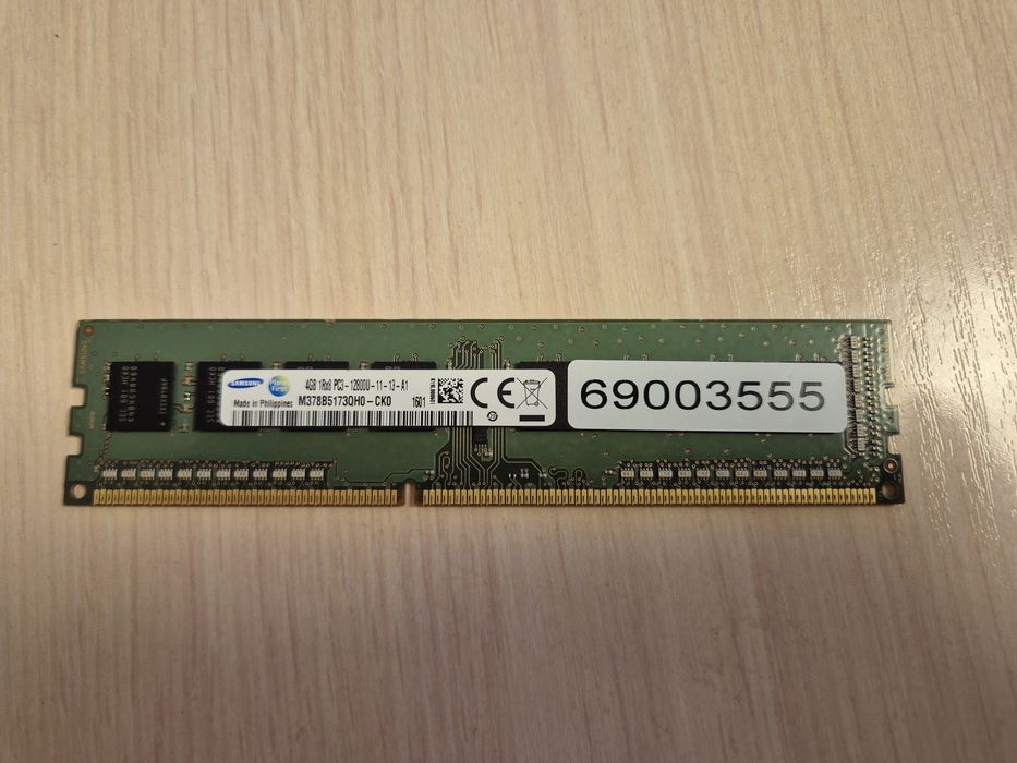 Продаются ОЗУ DDR4 3 штуки