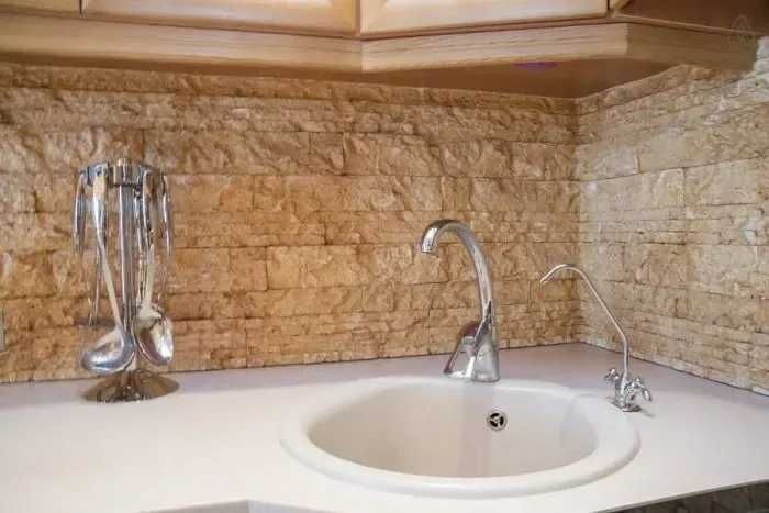 Дава се под наем Двустаен апартамент в София, Център - 56 кв.м за 397.8 € - Снимка #1