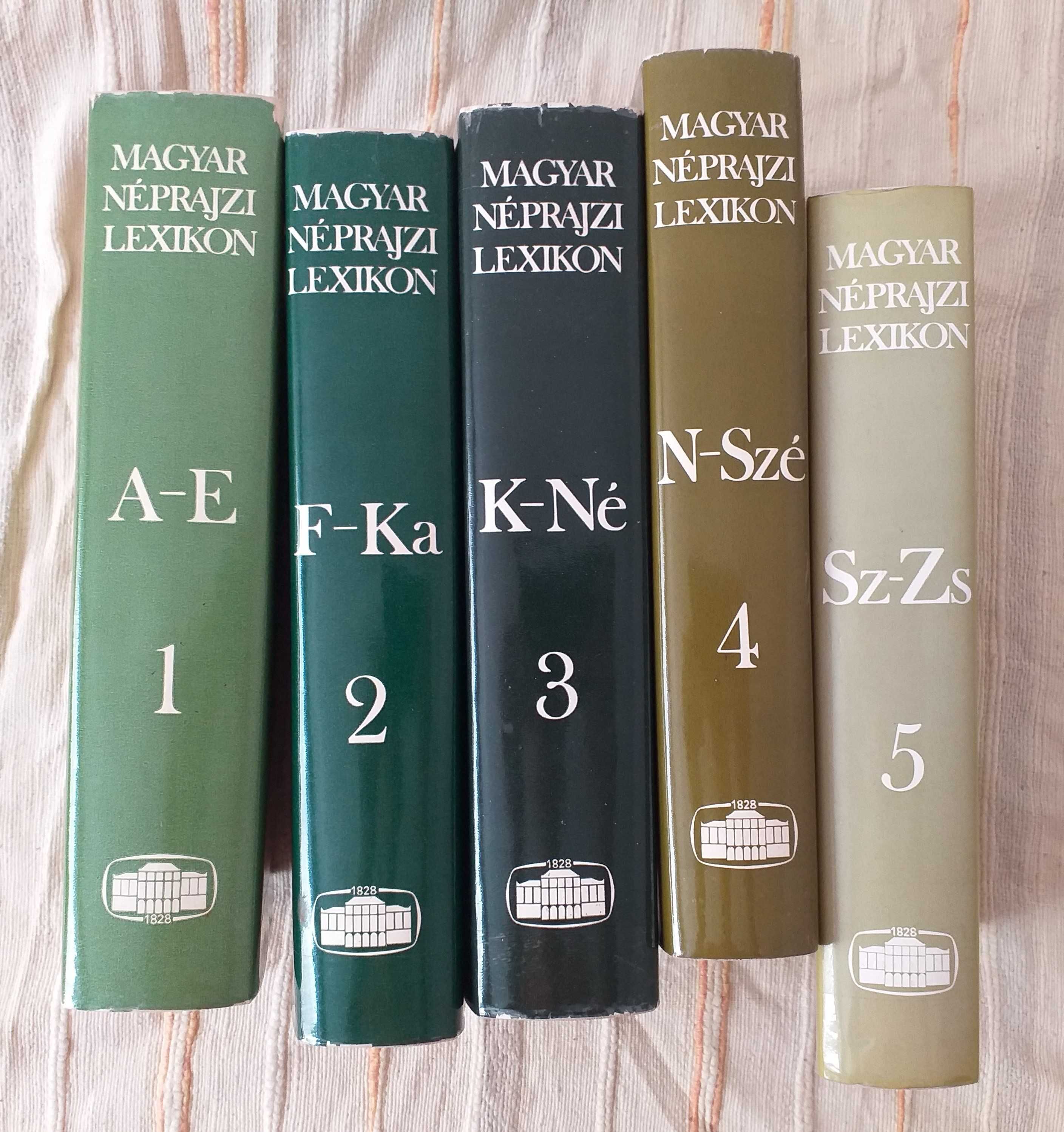 Lexicon etnografic maghiar, 5 volume, aprox. 5000 ilustratii, 3570 pag