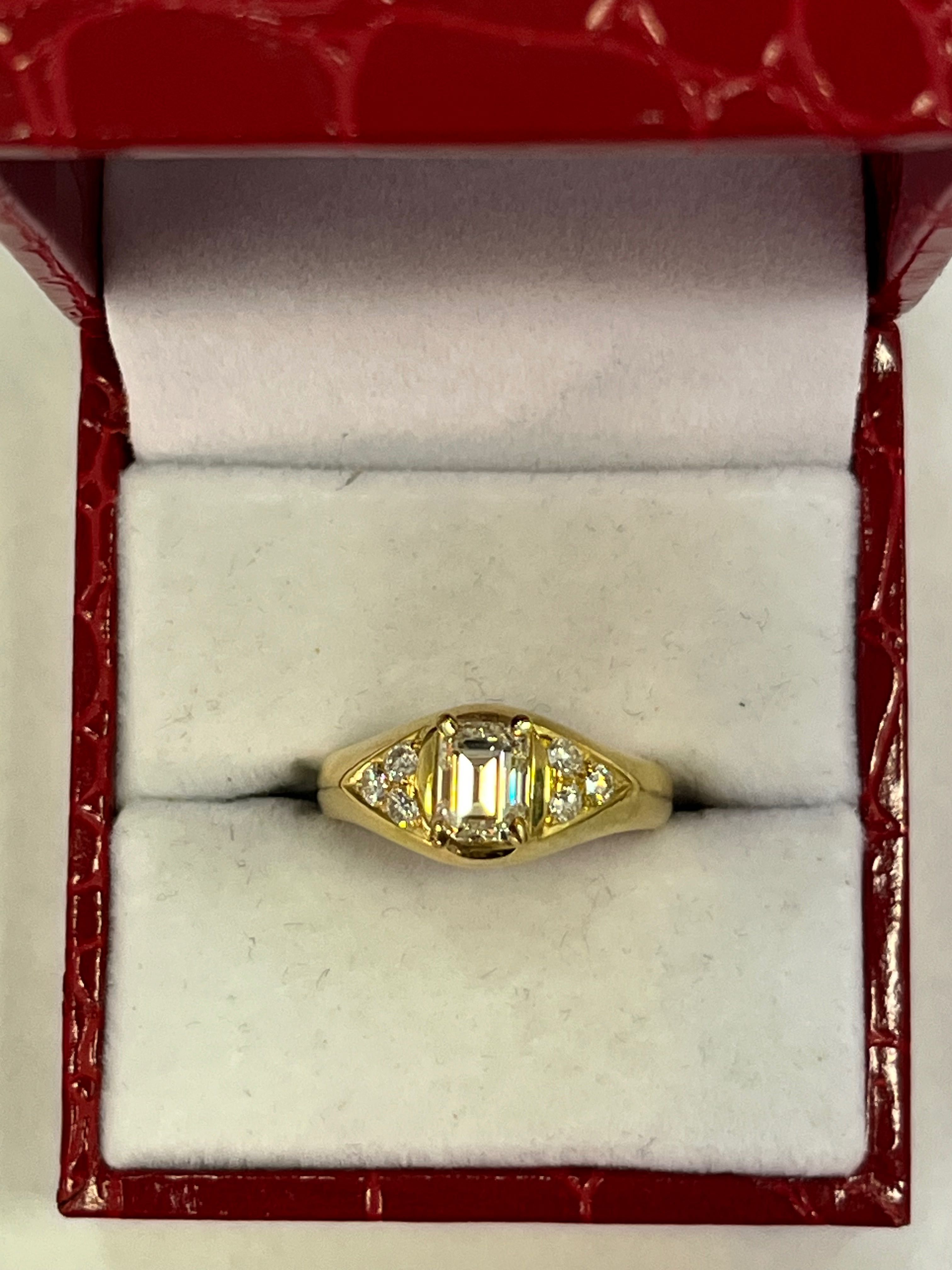Златен пръстен с натурален диамант Emerald