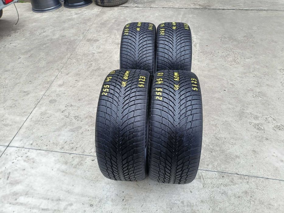 Set 4 anvelope iarna 255 45 19 nokian wr snowproof p 8,5 mm 5123
