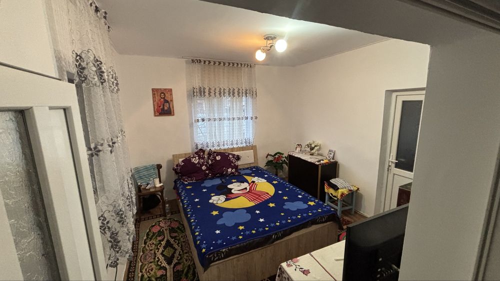 Casa de vanzare Sărățeni