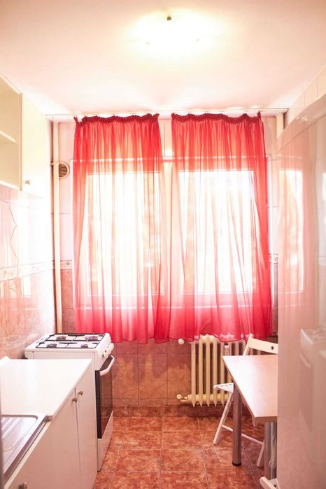 Inchiriere 2 camere, 570 euro Cantemir ,imediat Unirii, stradal 4/10