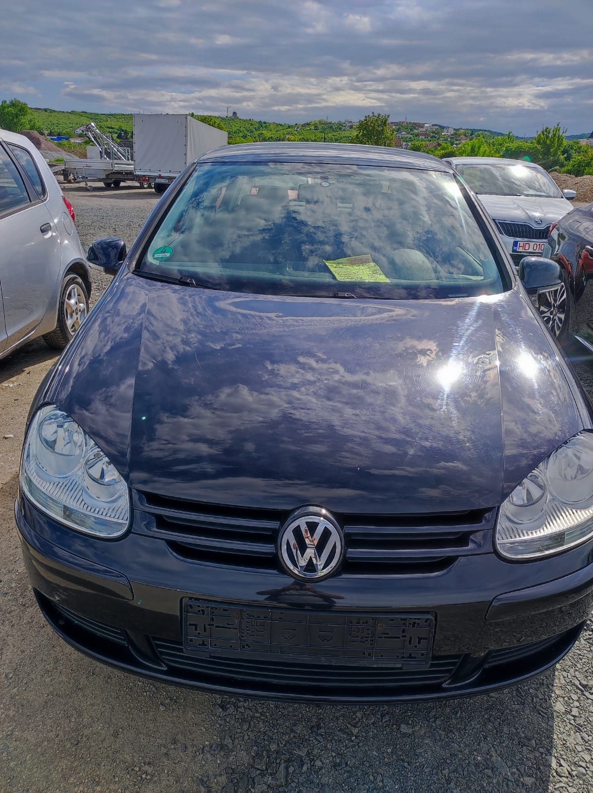 Vând Volkswagen Golf 5